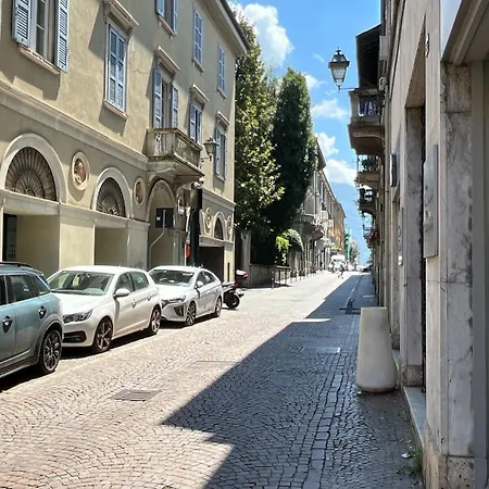 Appartamento Center - Affitti Brevi Italia Lecco